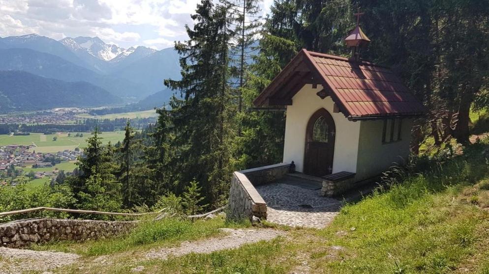 Ferienwohnung Gasser Hahnenkamm Blick 罗伊特 外观 照片